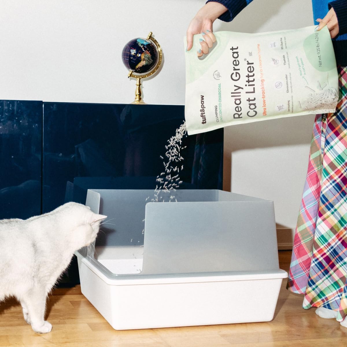 Tuft & Paw Really Great Cat Litter, Low Tracking Tofu Cat Litter, Clumping, Flushable, Odor Control, Dust-Free, Unscented - 9.25lbs x 2Bags