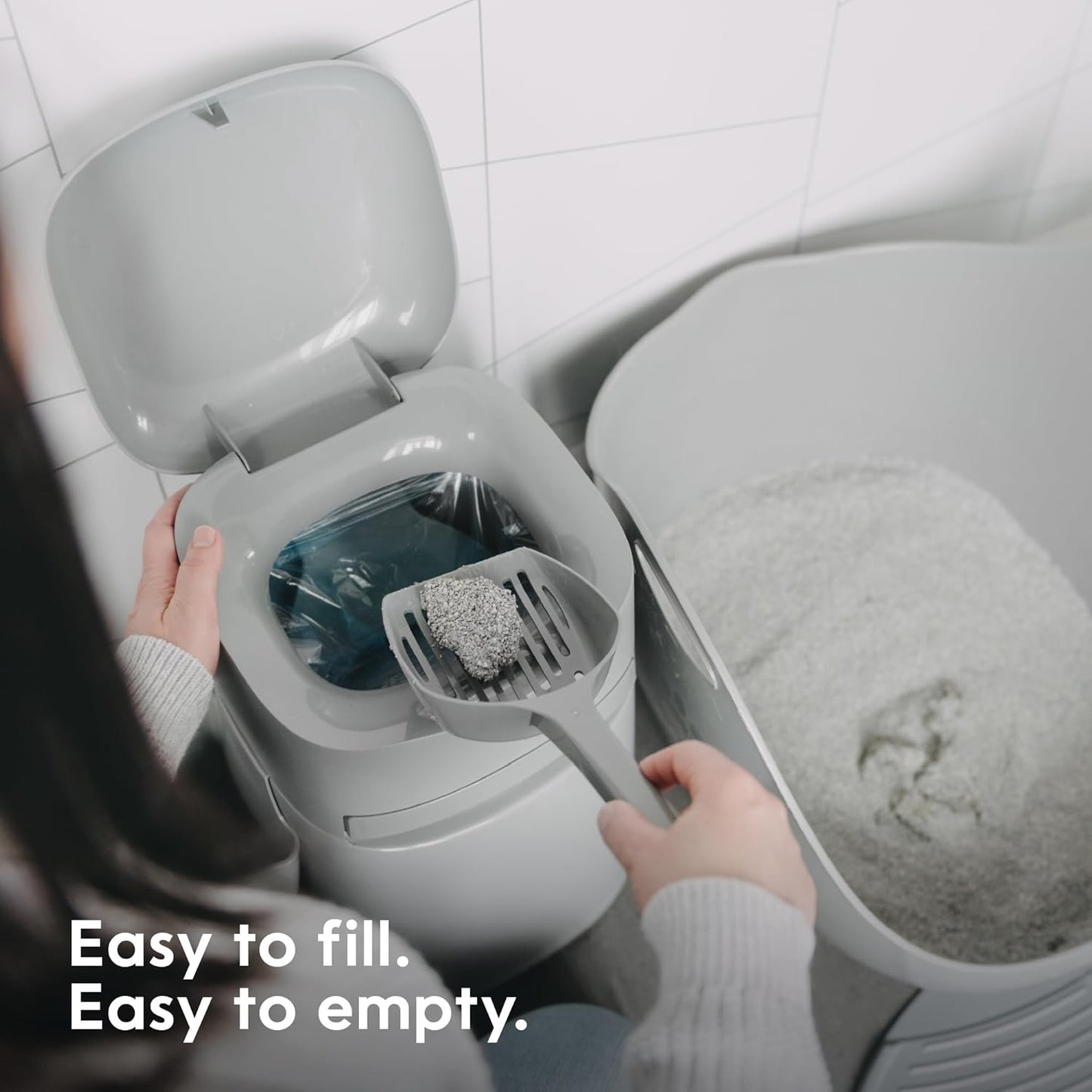 Litter Genie Easy Roll Pail | Cat Litter Box Waste Disposal System for Odor Control | Includes 1 roll of 24 Easy Tear-Off Bags