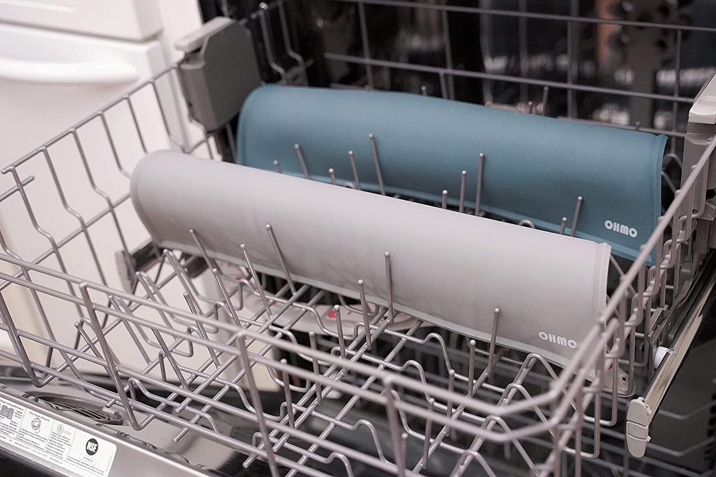 OHMO Pet Food Mat(Erythrinus) and Lick Mat for Dogs Cats(Mars&Coral)