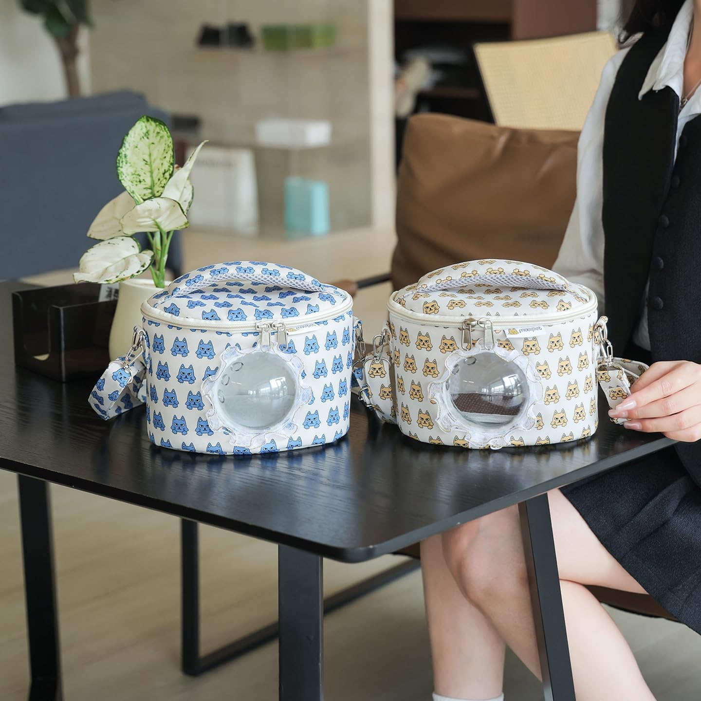 Bunny Carrier, Guinea Pig Carrier,Small Animal Carrier Backpack for Rabbit,Rat, Lizard,Hamster,Kitten.This breathablepet Travel Bag is Perfect for Travel and Outdoor Activities.(Blue)