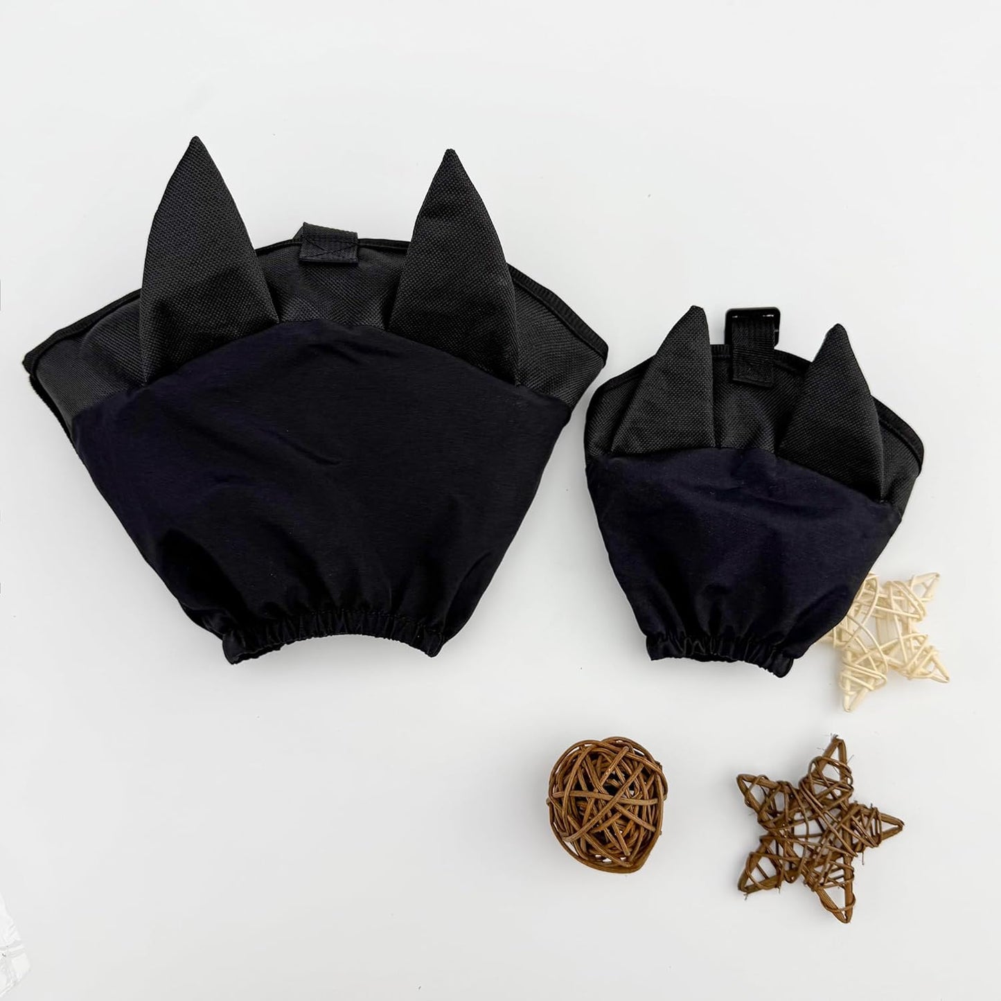 Dog Eye Mask Cleaning Muzzle Pet Outing Shading Anti-Excitation Stress Relief Sickness Car Breathable Pet Supplies (S)