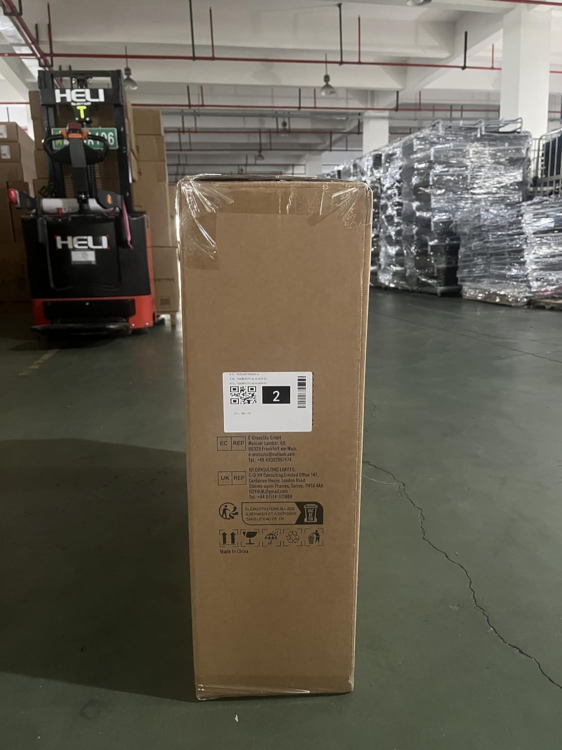 VEVOR Dog Bike Trailer, Supports up to 66 lbs, Pet Cart Bicycle Carrier for Small & Medium Dogs, Easy Folding Frame with Quick Release Wheel, Universal Bicycle Coupler, Reflector, Flag, Internal Leash