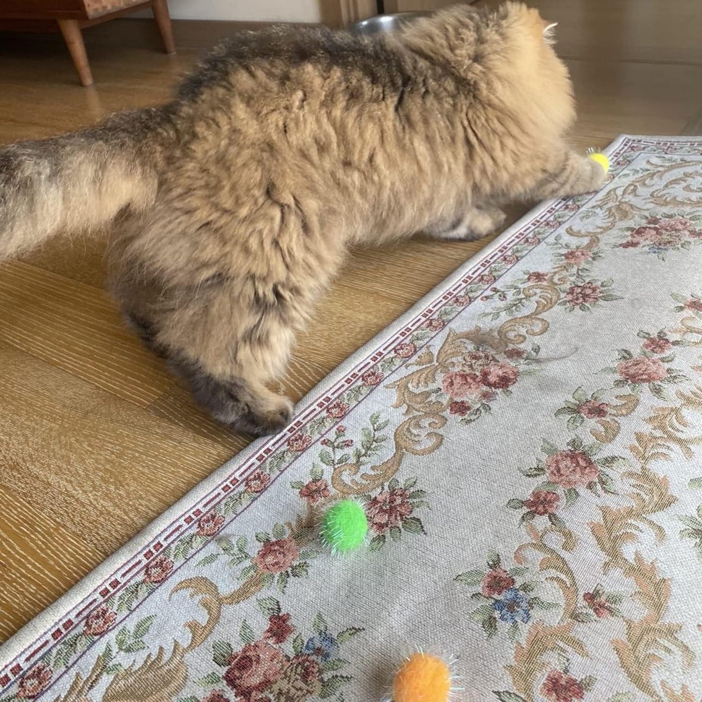 20PCS 1.5INCH Extra Large Cat's Favorite Chase Glitter Ball Toy Sparkle Pom Pom Balls