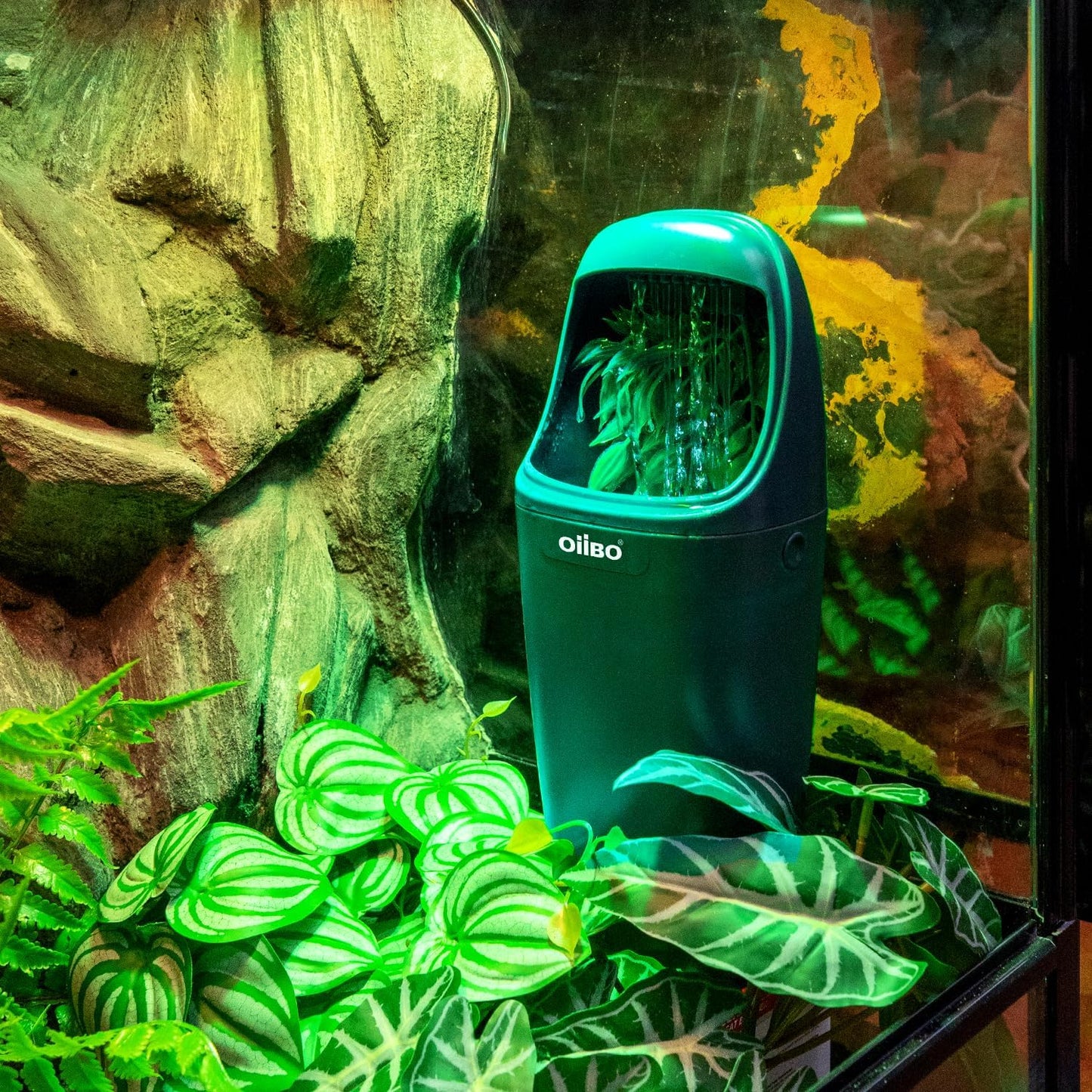 OIIBO Reptile Water Fountain Chameleon Water Dripper, Reptile Water Dispenser with 800ml Large Capacity, Terrarium Waterfall Drinking Fountain for Bearded Dragon Gecko Lizard