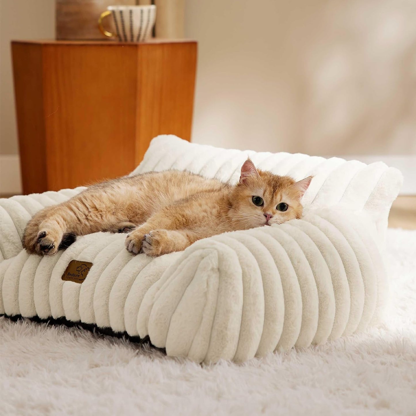 Bedsure Cute Cat Couch for Pets - Fluffy Cat beds with Premium Soft Corduroy Fleece, Fuzzy Cats beds for Indoor Cats with Removable Washable Cover, Supportive Pet Sofa, 24inch, Cream