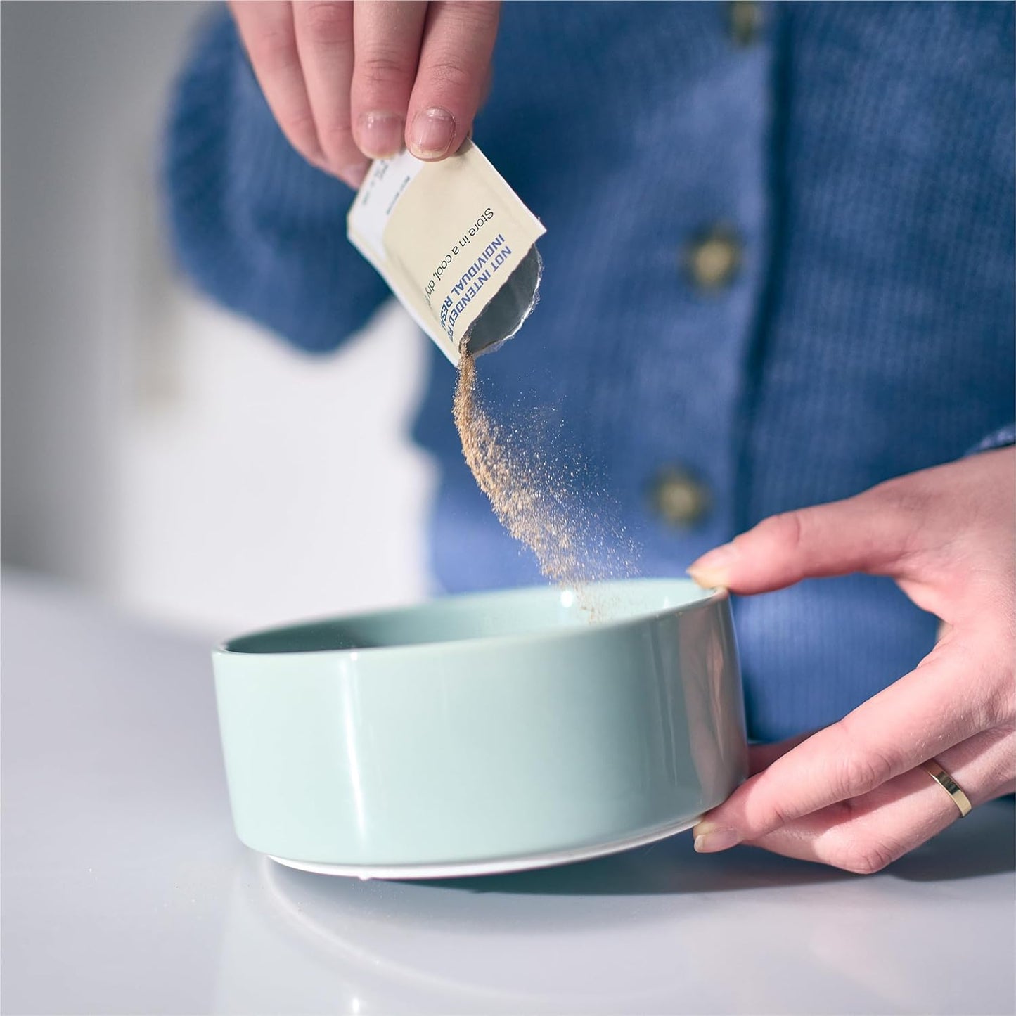 Petivity Microbiome Analysis Kit — Advanced for Cats and Dogs, Powered by Purina - 4.8 oz. Box