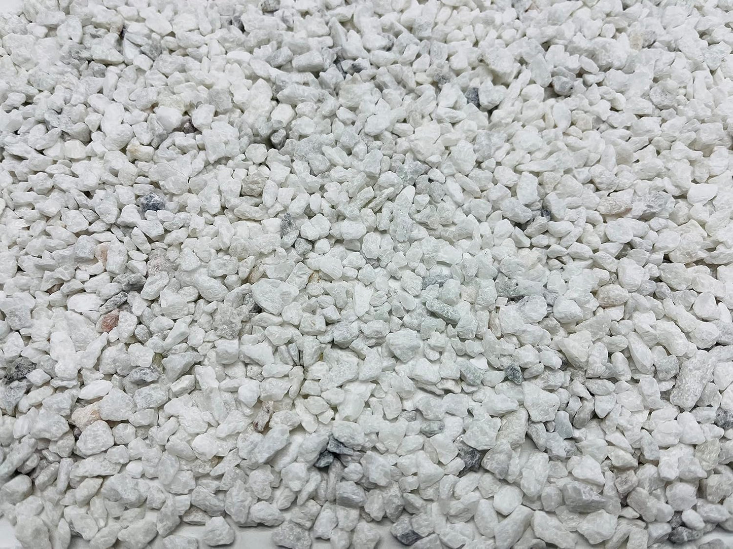 Aqua Natural Ice White 10lb Gravel Substrate for aquascaping, Aquariums, vivariums and terrariums 4-6mm, White