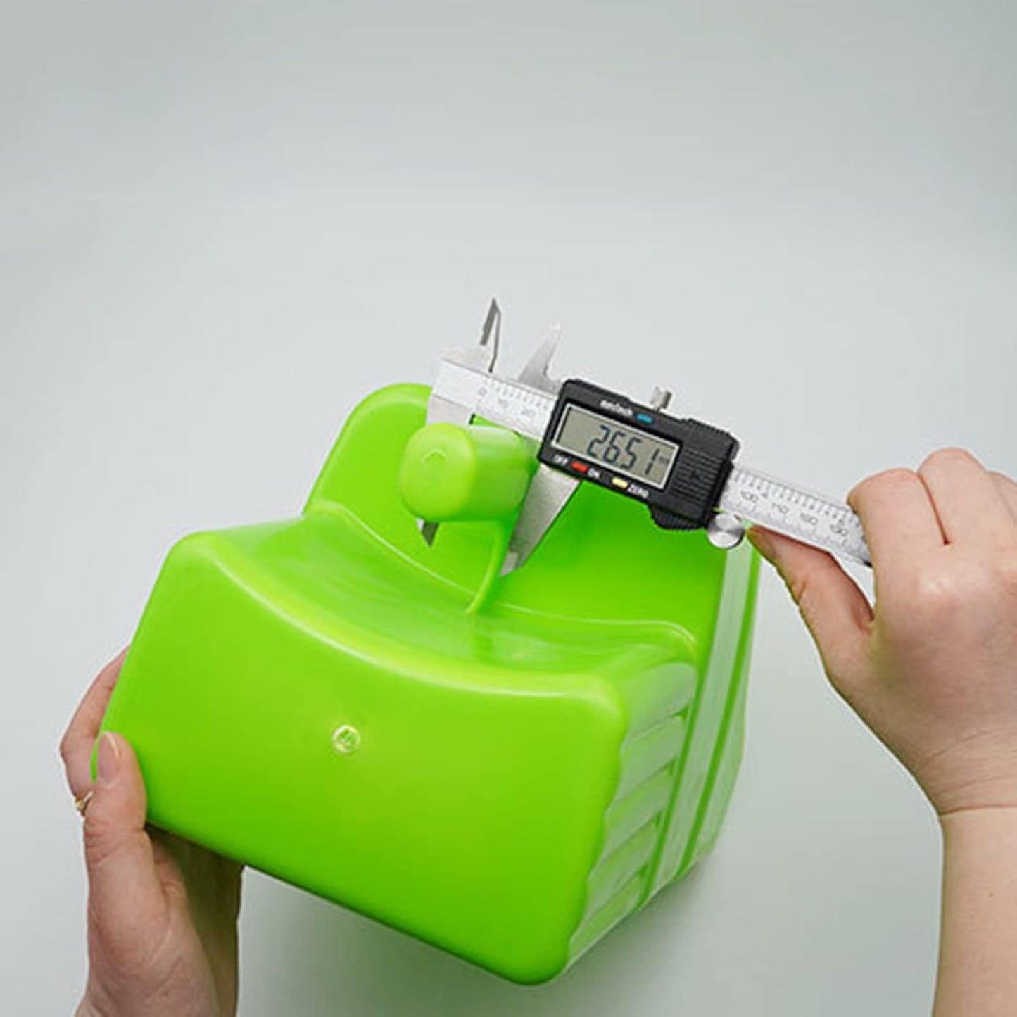 Pet Feed Scoop Plastic Utility Scoops For Feeding Horses Goats Sheep Bird Scooper Food Service Ice Scoopers Plastic Scoop