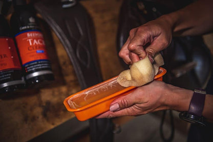 Carr & Day & Martin Belvoir Step 2 Tack Conditioner Tray 250g