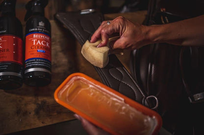 Carr & Day & Martin Belvoir Step 2 Tack Conditioner Tray 250g