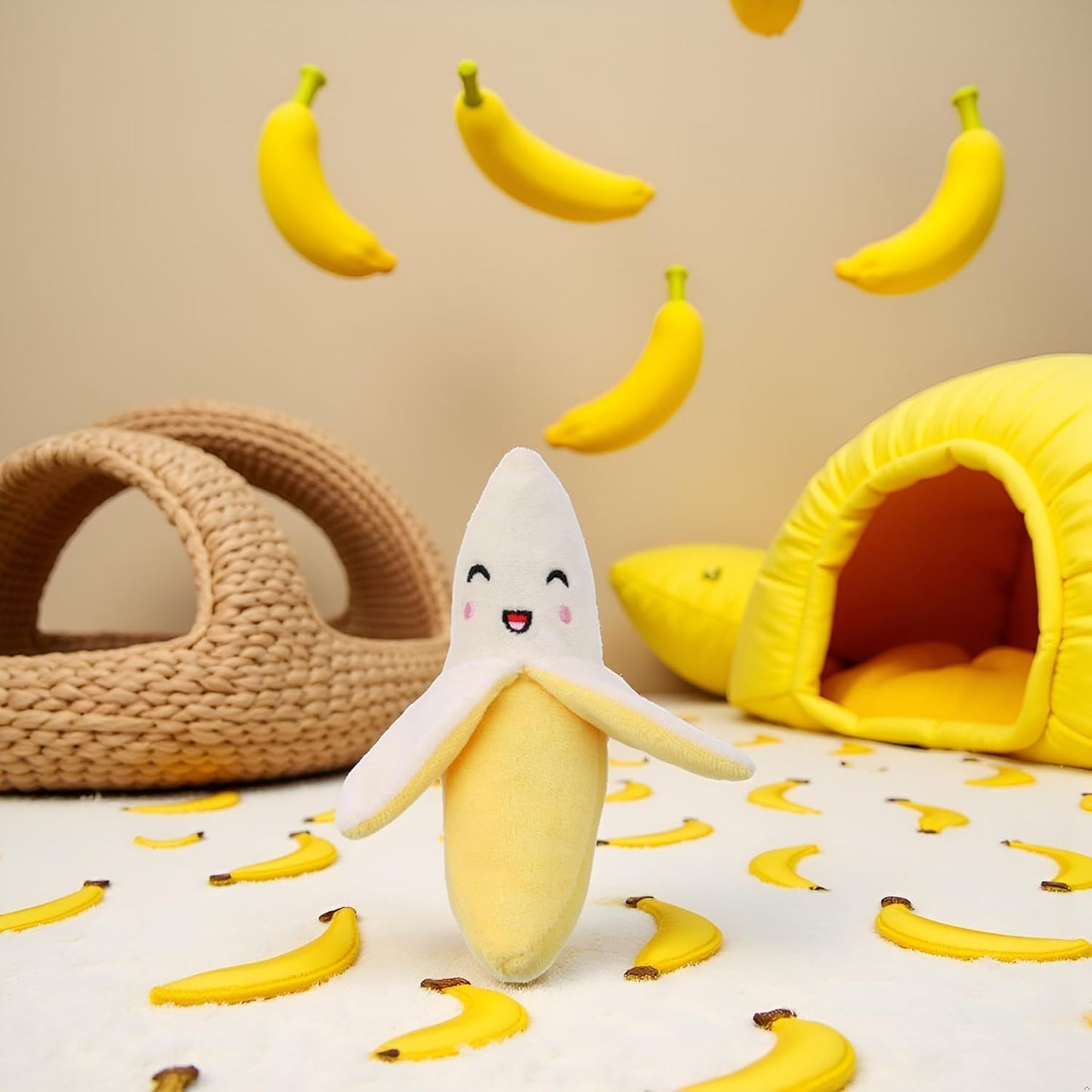 Yellow Squeeze Squeaker Puppy Dog Toys Plush Chew Toys (Banana) Dog Squeak Toys