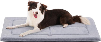 Made4Pets Dog Crate Pad Bed for Medium Large Dogs, Washable & Reversible, Anti-Slip Kennel Mat for Cozy Sleeping, Soft Fluffy Dog Bed for Indoor & Outdoor Use, 35"x23", Gray