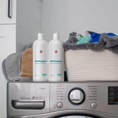 Pet Parents® PetTergent®, Enzymatic Pet Laundry Detergent, 32 oz 32 Loads Pet Stain Remover & Pet Odor Eliminator, Laundry Detergent for Pets (Unscented, 32 oz)