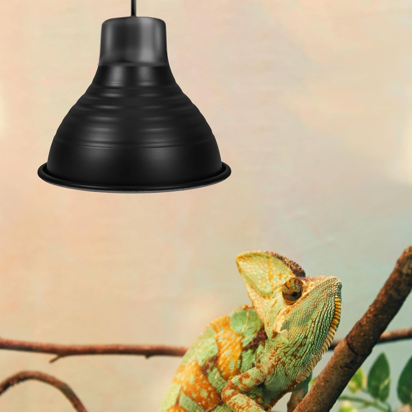 Reptile Lamp Shade Heat Lamp Protector 5.5-Inch Reflective Lampshade Black Exterior White Interior for Reptile Habitat Heating in Terrariums