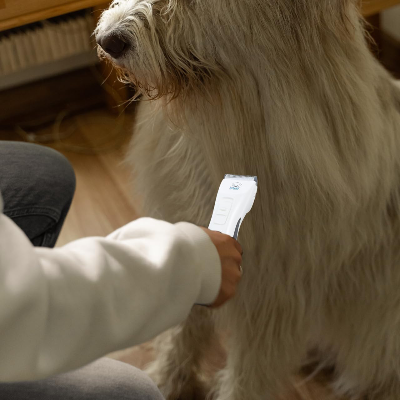 Hemoton Electric Pet Hair Clipper for Dogs Cats Rechargeable Grooming Tool Safe Hair Trimmer with Cleaning Brush and Position Comb Accessories for Pet Grooming at Home