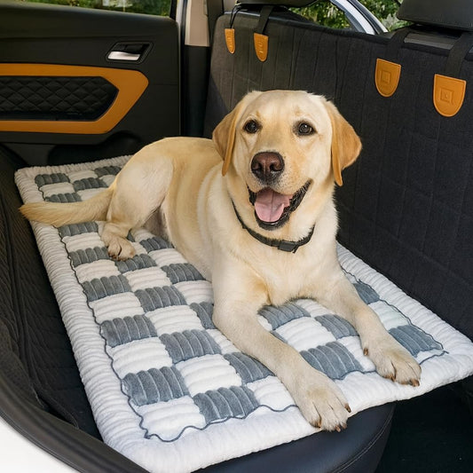 Pet Bed Mat (Grey and White)
