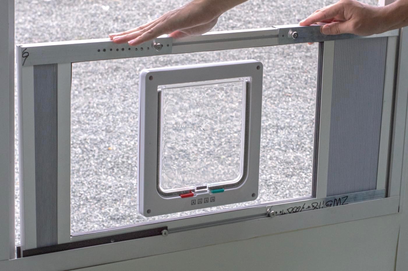 Adjustable Window Cat Door – Aluminum Frame Pet Door for Vertical Sash Windows 23.6"–37.4" Wide, Weatherproof, Easy Install, Modern Honeycomb Design (Fits 23.5"-37.5" W Windows)