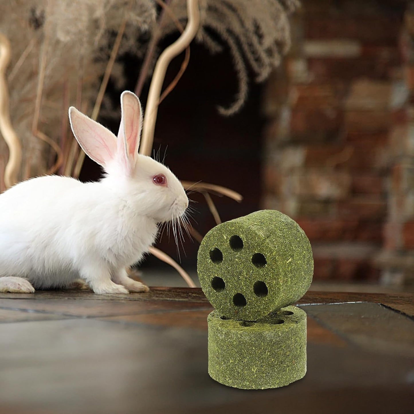 ERINGOGO Organic Grass Rabbit Chew 2Pcs Small Natural Pet Teething Playthings for Hamsters Bunnies Small Animals