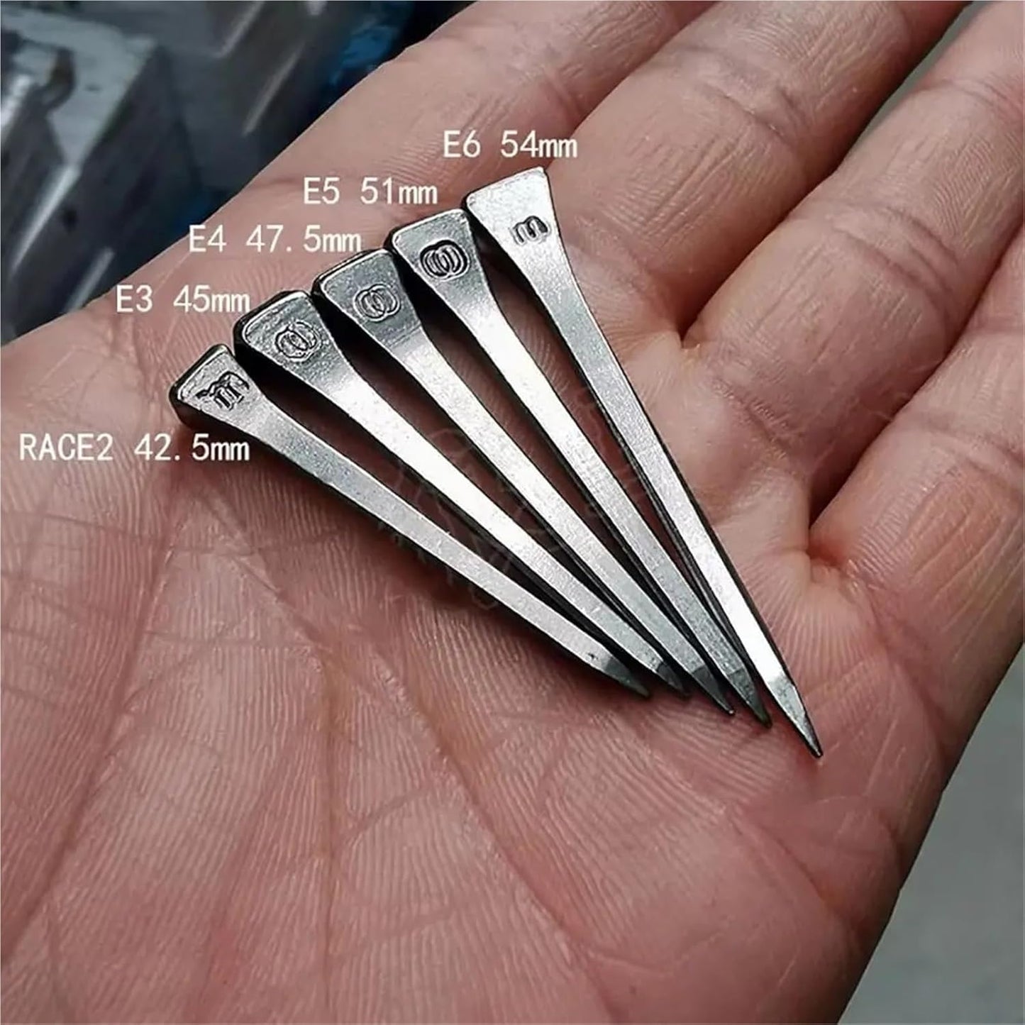 Horseshoe Nails 100Pcs Durable Horseshoe Nails Steel Harness Repair Horse Shoe Hoof Equestrian Sports Equipment for Securing Firmly(100Pcs E6 54mm)