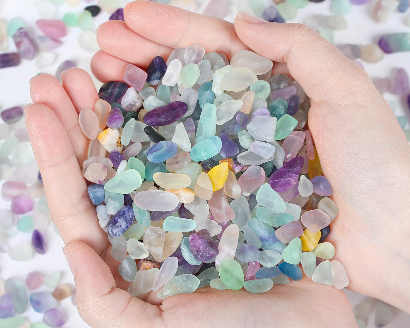 QINJIEJIE Fluorite Aquarium Gravel Rocks Decor Polished Tumbled Stones Chips Stone Crushed Healing Crystal Quartz Gemstone Bulk for Vase Filler Fish Tank Pea Gravel Fountain Potted 0.55lbs
