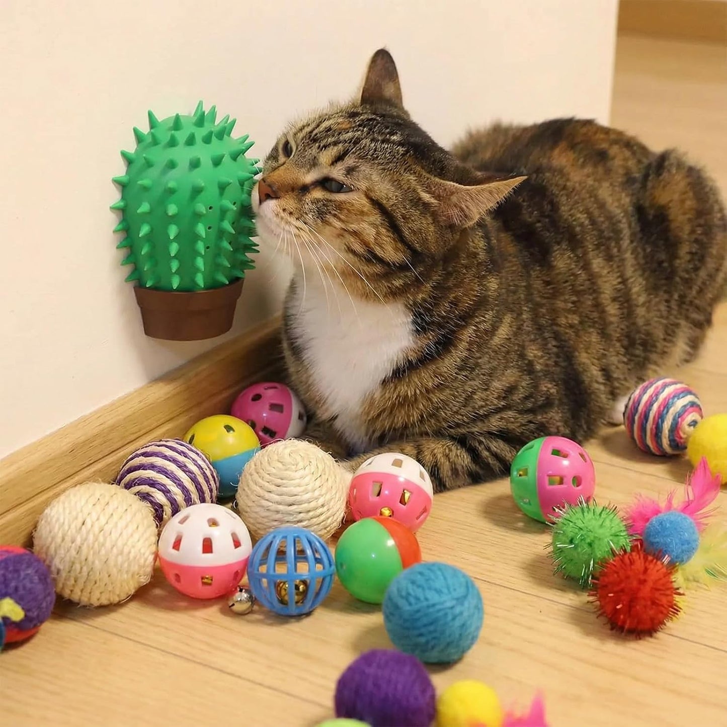 PetPhindU Cat Face Scratchers Self Groomer for Clawing, Stretching, and Grooming Built-in Catnip Compartment Wall Mounted Corner Brush (Green,One Size)