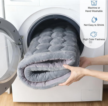 Dog Bed for Car，Dog Car Seat Cover for Back Seat，Non-Slip Travel Pet Mat，Nonslip Soft Durable，Fit for Backseat Extenders and Trucks SUVs (Gray)