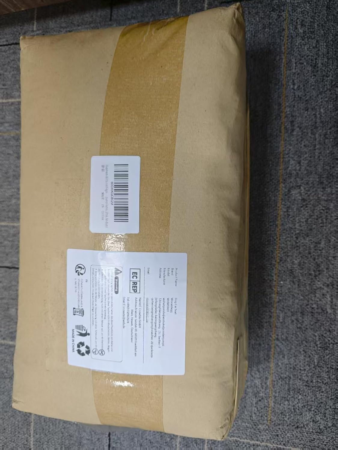 Dog Car Seat for Medium Dogs, Pet Travel Bed with Seat Belt Channel, Fully Detachable and Washable, 3 Straps Easy to Install (Pink)