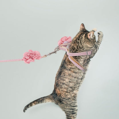 ERINGOGO Cat Harness and Leash Adjustable Cotton Linen Traction Rope 1.0Cm Light Pink Breathable Outdoor Walking Strap for Cats and Kittens