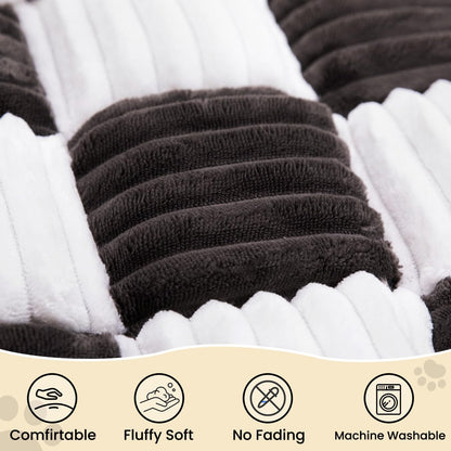 Backseat Pet Bed Mat,Dog Bed for Car,Dog Seat Cover for Car Back Seat, Non-Slip Travel Pet Mat, Fit for Backseat Extenders and Seat Covers (Black&White)