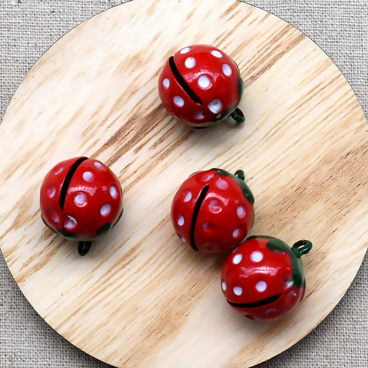 10Pcs Strawberry-Shaped Pet Collar Bells Mini Jingle Bell Pendants for Cats and Dogs, Strawberry Red DIY Craft Supply for Pet Necklace Accessories