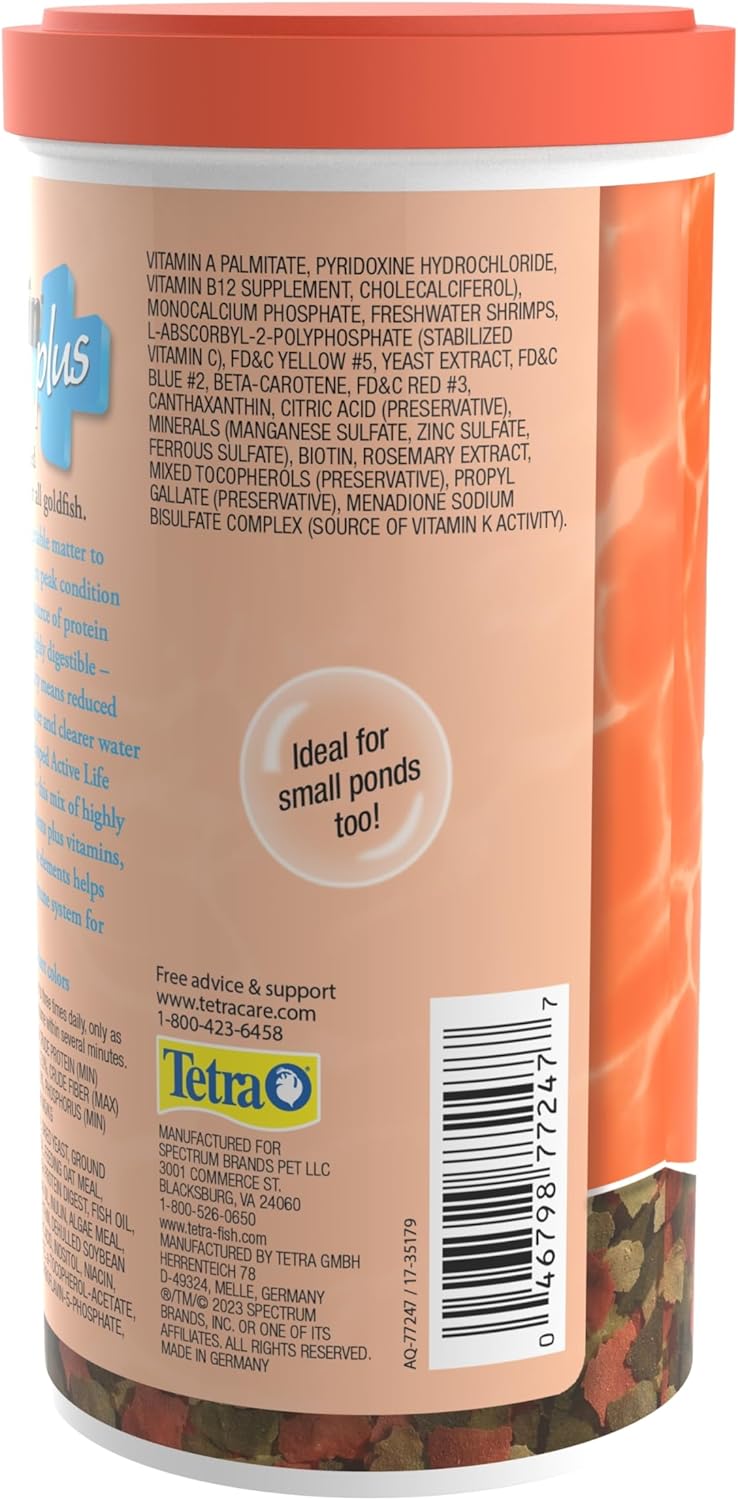 TetraFin Plus Goldfish Flakes 7.06 Ounces, Balanced Diet, With Algae To Promote Health