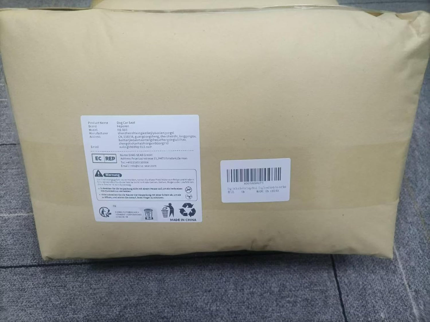 Dog Car Seat for Medium Dogs Up to 50 lbs, Pet Booster Seat for Cars SUVs and Trucks, Travel Dog Bed with Safety Strap, Thick Cushion, Non-Slip Base, Washable and Portable (Black)