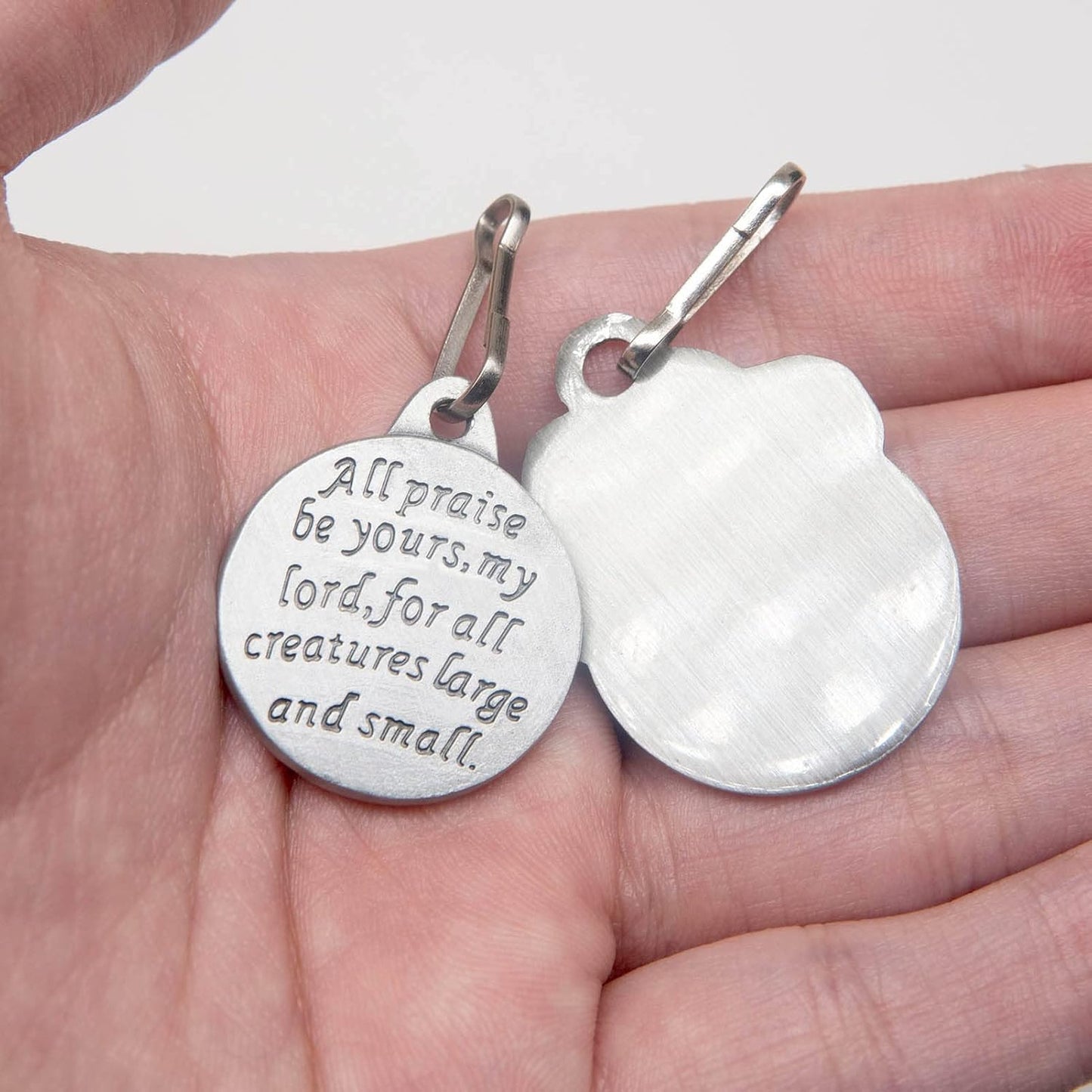 Pet Tags Engraved 2 Packs St Francis of Assisi dogs Cats Medal Pendant Collar Charm Protect My Pet