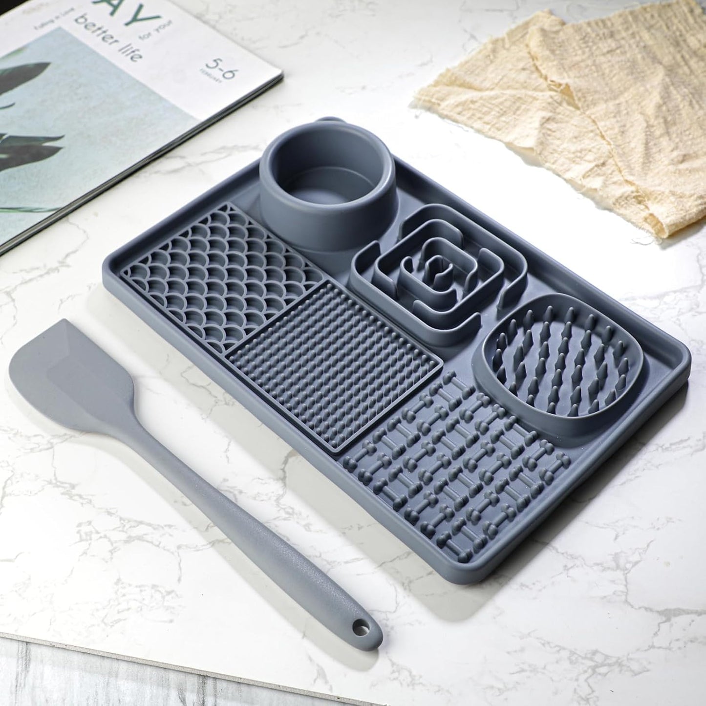 Slow Feeder Dog Bowls Silicone Bowl with Non-Slip Rubber Base Lick Mat for Dogs Snuffle Mat for Pet Smell Training Interactive Sniff Mat for Slow Eating