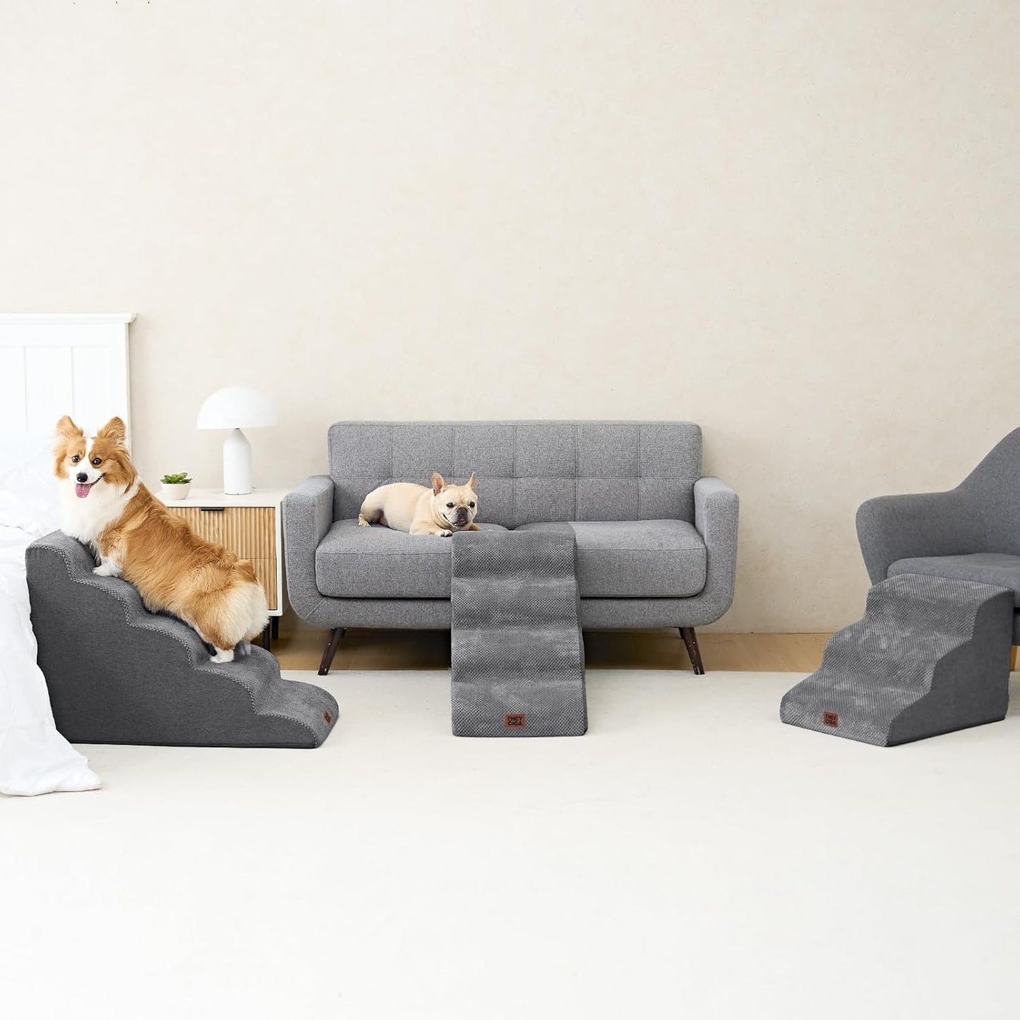 EHEYCIGA Curved Dog Stairs Ramp for High Beds 19.7" H, 4-Step Dog Steps for Small Dogs and Cats, Pet Stairs for High Bed Climbing, Non-Slip Balanced Pet Step Indoor, Grey