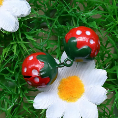 10Pcs Strawberry-Shaped Pet Collar Bells Mini Jingle Bell Pendants for Cats and Dogs, Strawberry Red DIY Craft Supply for Pet Necklace Accessories