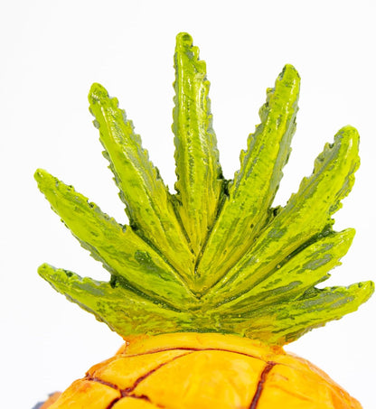 Penn-Plax (SBR10EO Spongebob Squarepants Officially Licensed Aquarium Ornament – Spongebob’s Pineapple House – Medium