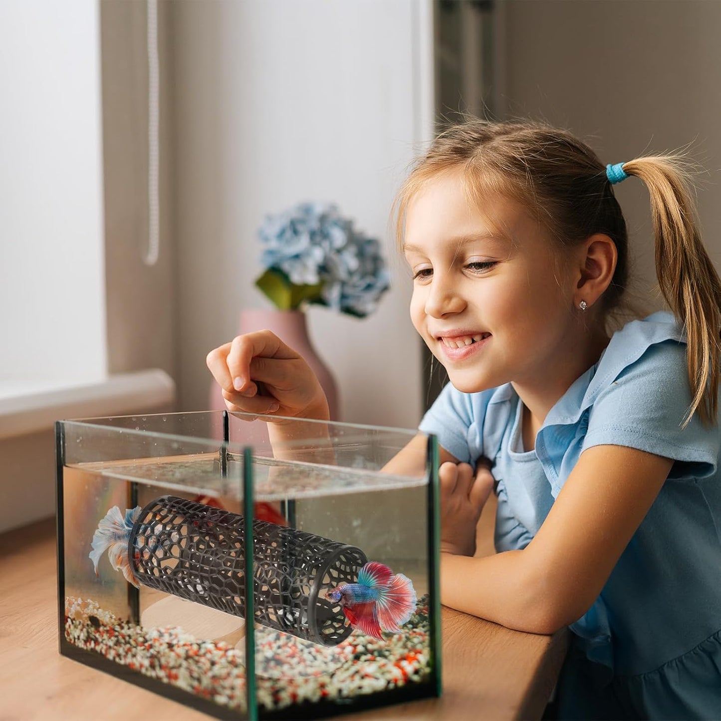 Betta Fish Tank Accessories, Black Hollow Aquarium Tunnel Swim Tube Soft Edged Betta Shelter Cave Safer for Small Fish Shrimp Aquarium Decor Hideout Tube