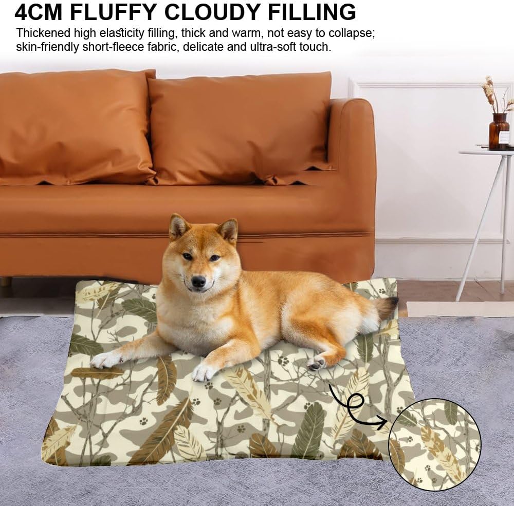 Feathers Paw Print Camouflage Dogbeds for Medium Dogs Kennel Mats for Crates Dog Kennel Pads Crates Dog Crate Beds Washable Non-Slip Bed Crate Small Puppy Bed Mat Car Pillow Indoor Outdoor 24X18 Inch