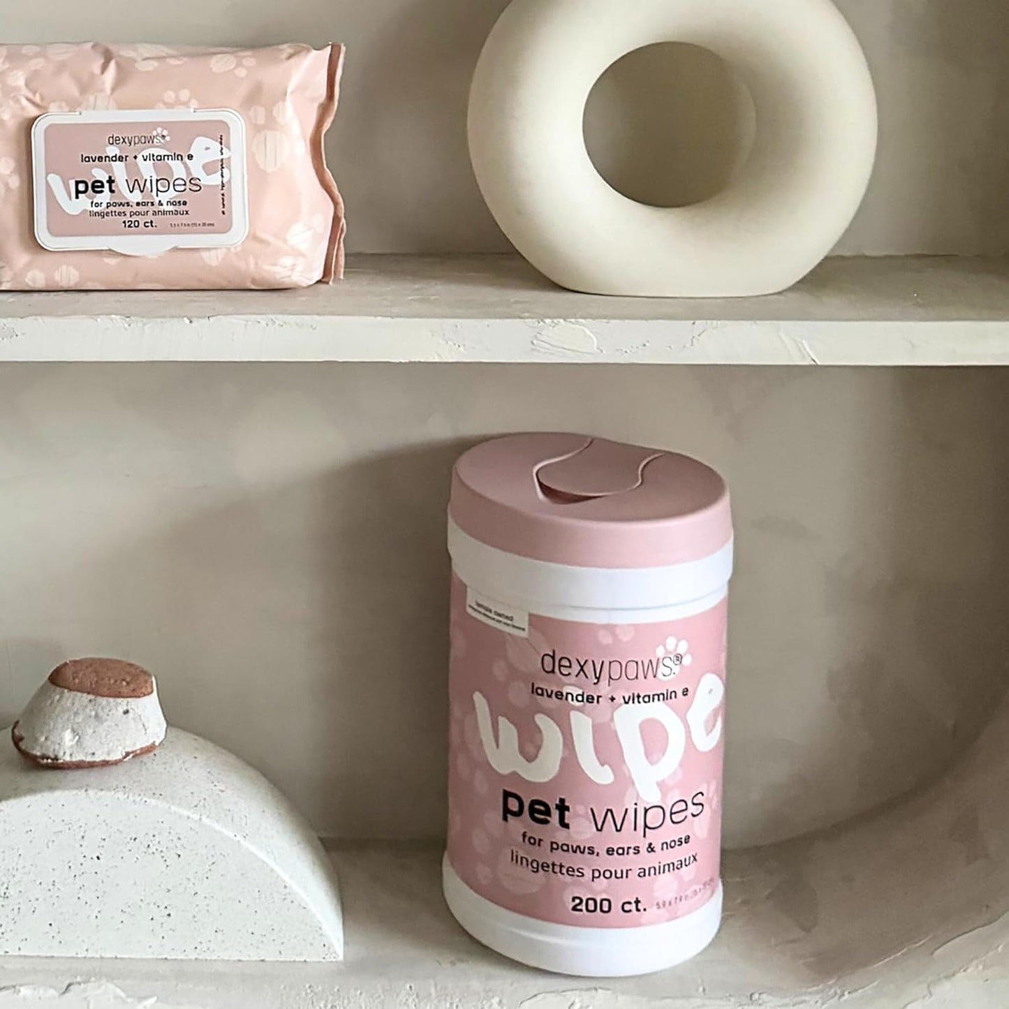 Dexypaws: Pet Wipes - Lavender & Vitamin E - 200ct Canister Cleansing Wet Wipes, Cats & Dogs Grooming Care, Paws-Face-Ears-Nose, Moist-Gentle-Portable