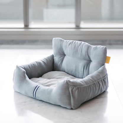 Futon Dog Car Bed for Small Dogs, Safety Seat Belt and Straps, Non-Slippery Bottom, Travel Bed, Elegant Design, Perfect for Dogs Under 25 Lbs