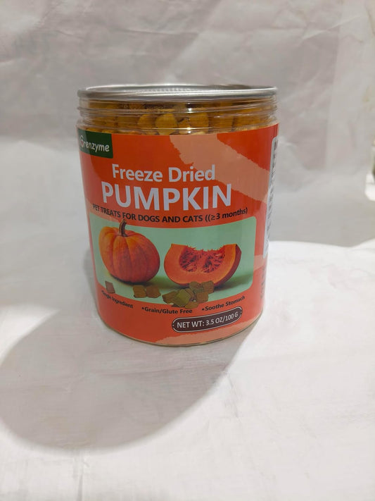 Freeze-Dried Pumpkin Dog and Cat Treats, Single Ingredient Natural Snacks, High Fiber Food Toppers for Digestion Support