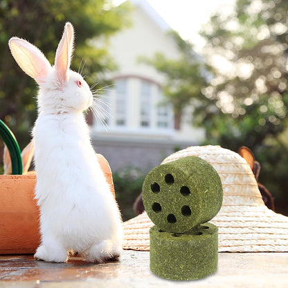 ERINGOGO Organic Grass Rabbit Chew 2Pcs Small Natural Pet Teething Playthings for Hamsters Bunnies Small Animals