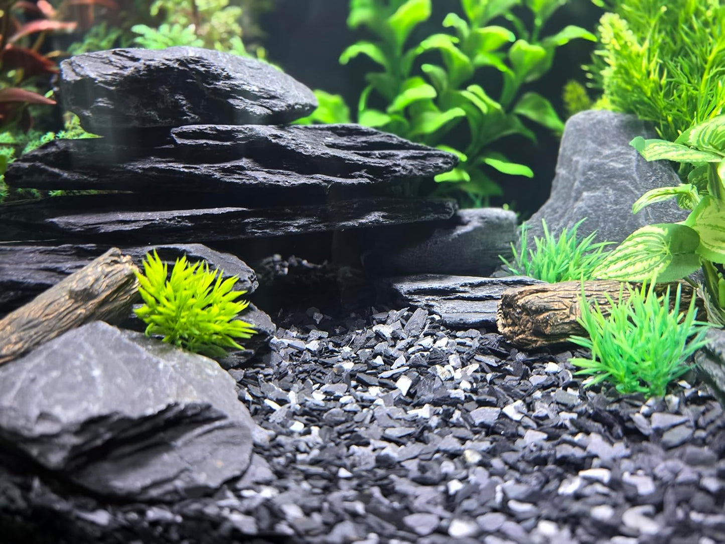 Natural Slate Stone Coarse Sand Less Than 1/8" - USA Sourced and Packaged for Mosaic Stone Art, Crafts, Basing Models, Wargaming, Bonsai, Succulents, Miniature or Fairy Gardens (1 lb)