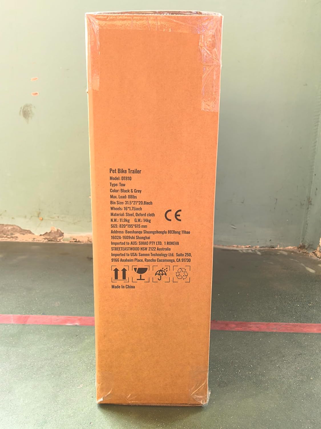 VEVOR Dog Bike Trailer, Supports up to 88 lbs, Pet Cart Bicycle Carrier, Easy Folding Frame with Quick Release Wheels, Universal Bicycle Coupler, Reflectors, Flag, Collapsible to Store