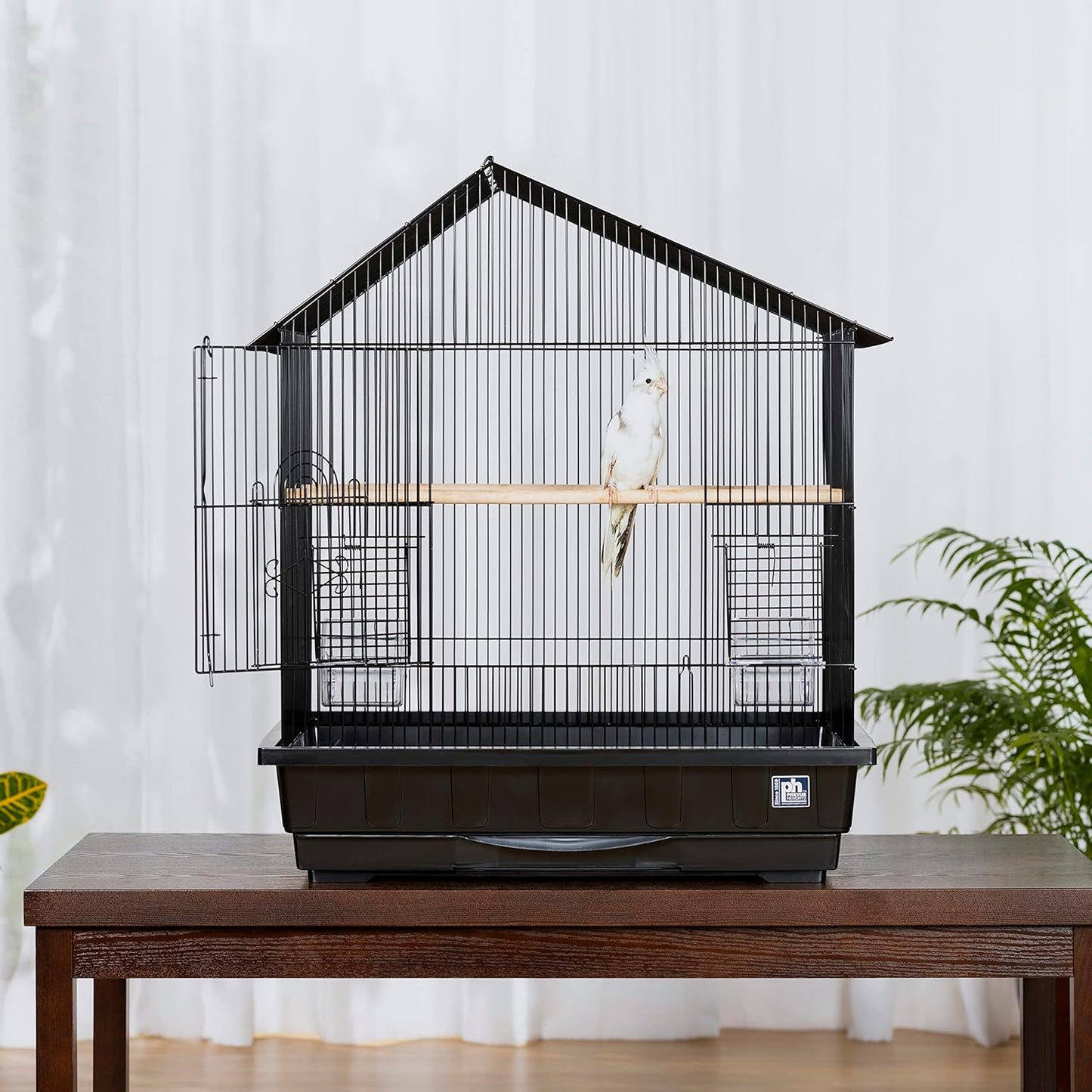 Prevue Pet Products Conure Manor Metal Birdcage for Small, Medium Birds with 2 Cups and Perches