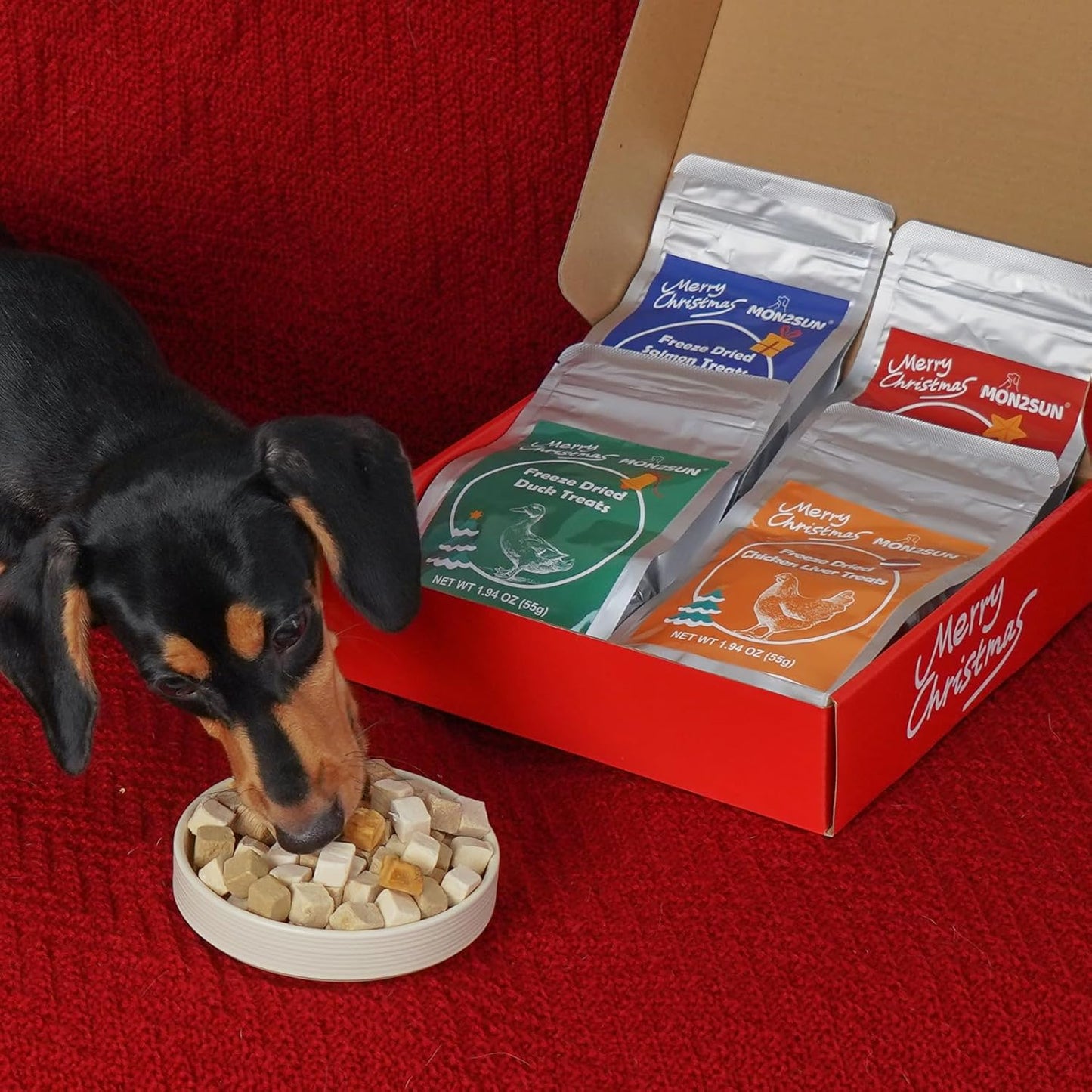 MON2SUN Christmas Dog and Cat Treats, Freeze-Dried Holiday Box Treats, Single Ingredient, High Protein Training Treats & Food Topper, 7.8 oz