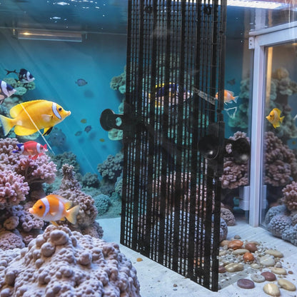 DIVINA VITAE 12Pcs Fish Tank Divider with 16 Suction Cups, 11.81 x 5.91inch Aquarium Divider Plastic Grid Sheet Adjustable Fish Tank Separator for DIY Filtration and Bottom Protection in Aquascaping