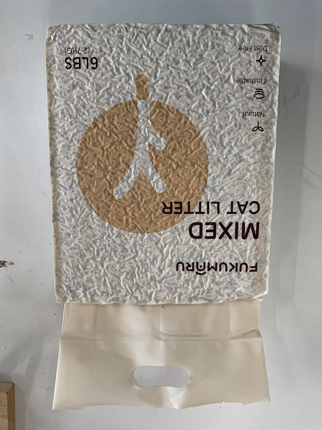 FUKUMARU Tofu Cat Litter, 6 LBS Clumping Cat Litter, Dust Free Unscented Flushable Tofu Litter, Natural, Lightweight and Low Tracking Kitty Litter Pellets Mixed Apple Wood, 24/7 Odor Control