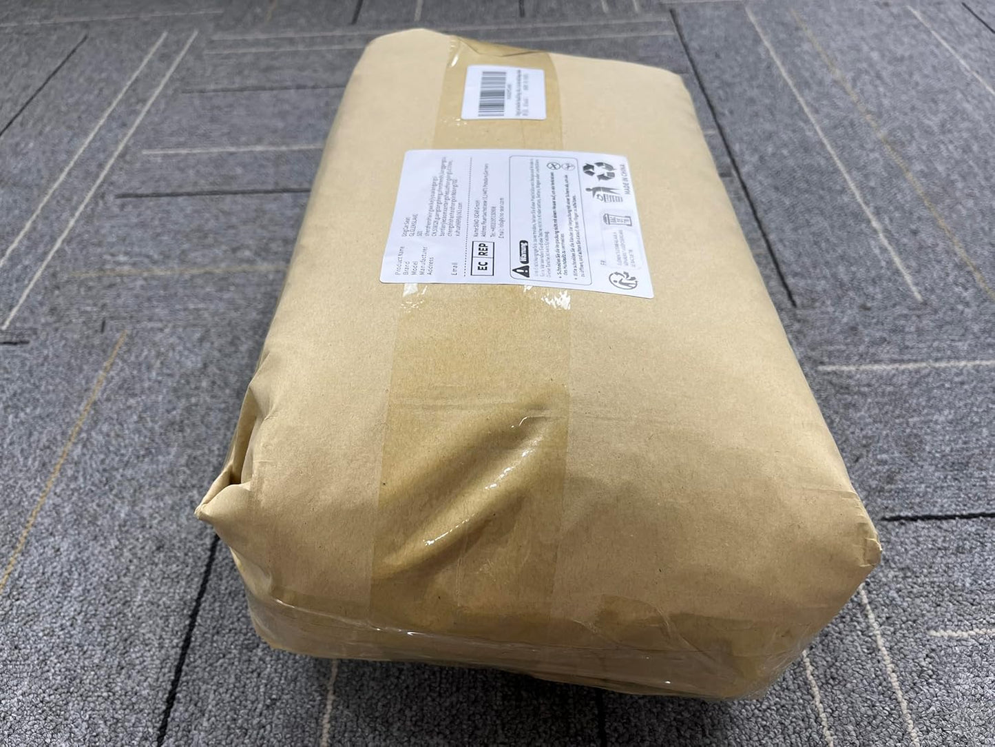 Dog Car Seat for Small Medium Dogs, Memory Foam Dog Booster Car Seat for Pets Under 35 lbs, Anti-Slip Pet Carseat with 2 Adjustable Leashes, Elevated Dog Travel Bed with Storage Pockets